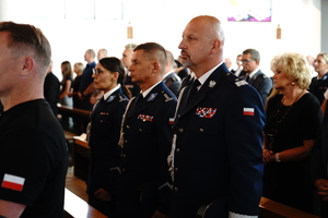 Delegacja z Komendy Wojewódzkiej Policji w Bydgoszczy na czele z nadinspektorem Piotrem Leciejweskim.
