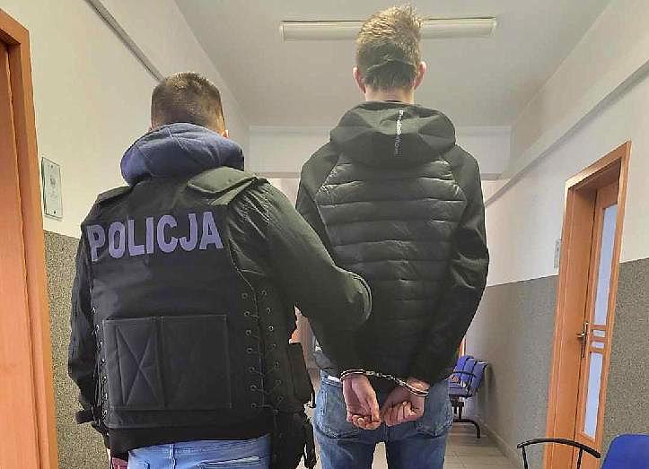 Oszust metodą na BLIK a za kratami Wiadomości Policja Kujawsko Pomorska