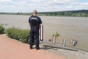 Policjant nad Wisłą