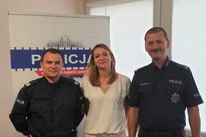 Pani Małgorzata Podolska, sierż. szt. Łukasz Jędrzejewski i insp. Marcin Zaleśkiewicz.