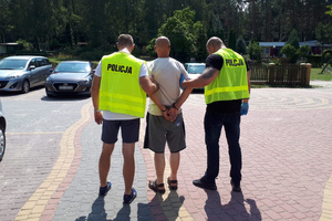 Podejrzany o napad na bank prowadzony przez policjantów