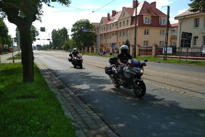 Grudziądzcy policjanci na motocyklach radiowozach
