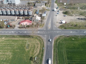 Widok skrzyżowania z drona.