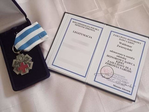 Legitymacja i medal