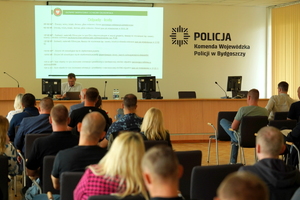 szkolenie policjantów z przedstawicielem Głównego Inspektoratu Ochrony Środowiska