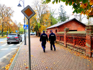 Policjanci podczas działań &quot;Wszystkich Świętych&quot;.