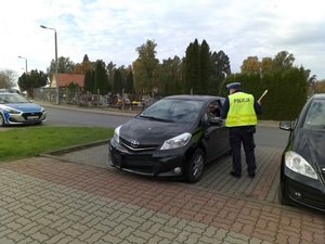 Policjanci podczas działań &quot;Wszystkich Świętych&quot;.