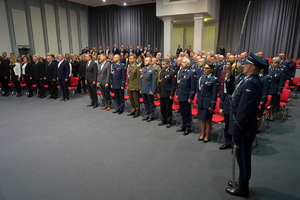 Święto Służby Cywilnej w kujawsko-pomorskim garnizonie, wyróżnieni otrzymują odznaczenia i gratulacje