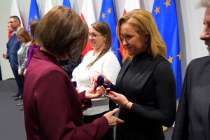 Święto Służby Cywilnej w kujawsko-pomorskim garnizonie, wyróżnieni otrzymują odznaczenia i gratulacje