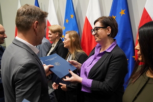 Święto Służby Cywilnej w kujawsko-pomorskim garnizonie, wyróżnieni otrzymują odznaczenia i gratulacje
