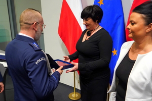 Święto Służby Cywilnej w kujawsko-pomorskim garnizonie, wyróżnieni otrzymują odznaczenia i gratulacje