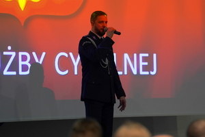 Święto Służby Cywilnej w kujawsko-pomorskim garnizonie, wyróżnieni otrzymują odznaczenia i gratulacje
