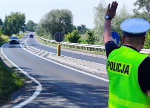 Policjant RD na drodze.