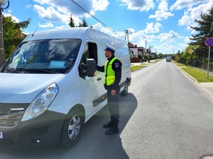 Policjanci z Tucholi podczas działań.