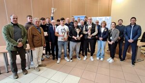 Wspólne zdjęcie grupowe