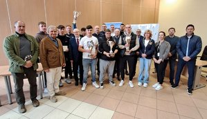 Wspólne zdjęcie grupowe