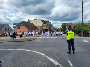 Policjanci z Nakła nad Notecią podczas działań.