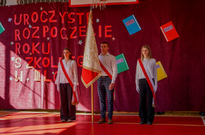 Inauguracja rozpoczęcia roku szkolnego w III Liceum Ogólnokształcącym im. Jana Pawła II w  Grudziądzu