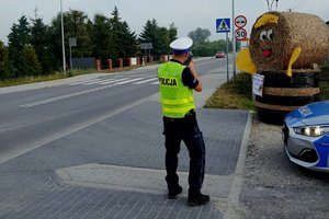 Policjanci podczas działań NURD na drodze