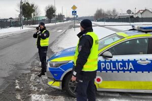 Policjanci ruchu drogowego podczas działań "Niechronieni uczestnicy ruchu drogowego"