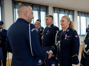 Komendant Wojewódzki gratuluje awansu mł. insp. M. Szmelter