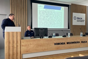 Wspólna narada z przedstawicielami różnych służb mundurowych i koordynatorami działań zewnętrznych o charakterze prewencyjnym