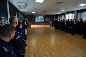 ujęcia na wyświetlaną prezentację ze zwycięzcami zawodów sportowych