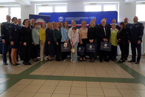 Wspólne pamiątkowe zdjęcie wszystkich zgromadzonych