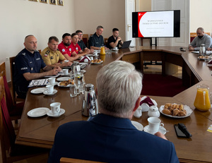 Szef Policji na naradzie.