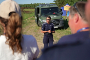 ujęcie na przemawiającą Pani Komendant