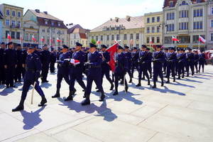 Początek uroczystości z okazji Święta Policji na Starym Rynku w Bydgoszczy