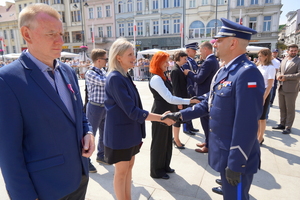 Odznaczenia i awanse policjantów i pracowników cywilnych