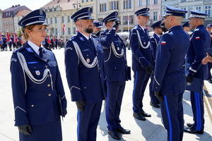 Odznaczenia i awanse policjantów i pracowników cywilnych
