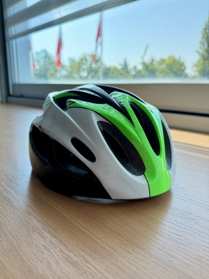 ujęcie na kask