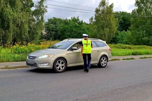 Policjanci ruchu drogowego podczas działań "Trzeźwy poranek"