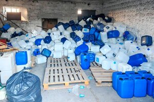 Zlikwidowane laboratorium narkotykowe wraz z zatrzymanymi za ten proceder osobami