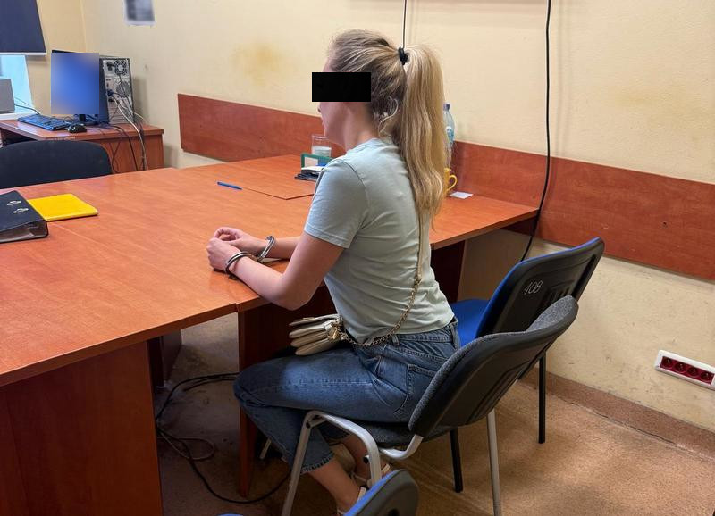 Poszukiwacze z komendy wojewódzkiej w Bydgoszczy wsadzili za kraty troje unikających więzienia