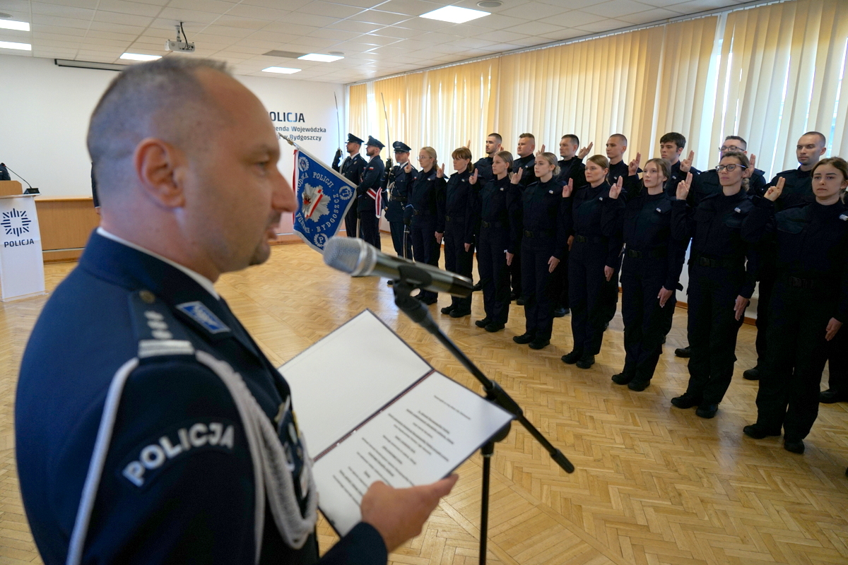 Ślubowanie nowych policjantów w kujawsko-pomorskiem