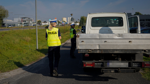 Policjantki Wydziału Ruchu Drogowego KMP w Bydgoszczy w trakcie działań na drodze