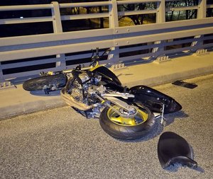 Motocykl biorący udział w wypadku