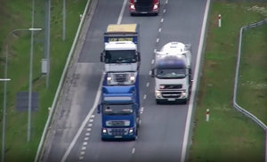 wyprzedzanie się pojazdów ciężarowych