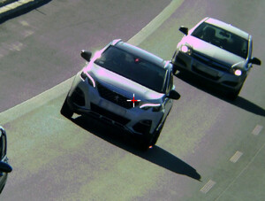 pojazdy, które nie zachowały bezpiecznego odstępu od poprzedzającego pojazdu