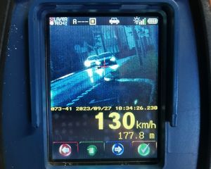 zdjęcie z pomiaru prędkości na urządzeniu Trucam