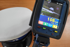 Miernik prędkości ze zdjęcie pojazdu