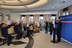 Zajęcia i wykłady podczas konferencji szkoleniowej dla policjantów i innych instytucji pomocowych