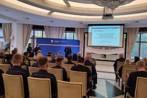 Zajęcia i wykłady podczas konferencji szkoleniowej dla policjantów i innych instytucji pomocowych