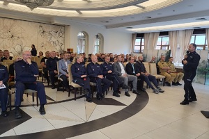 Zajęcia i wykłady podczas konferencji szkoleniowej dla policjantów i innych instytucji pomocowych