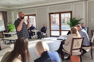 Wykłady i warsztaty podczas konferencji szkoleniowej dla policjantów i innych instytucji pomocowych