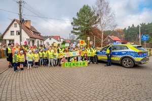 Działania uczniów szkoły związane z realizacją programu odblaskowa szkoła
